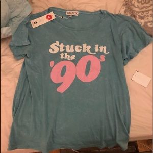 Wild fox stuck in the 90s tee